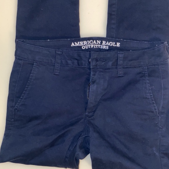 NWOT AEO Navy Khaki Pants - Picture 3 of 6